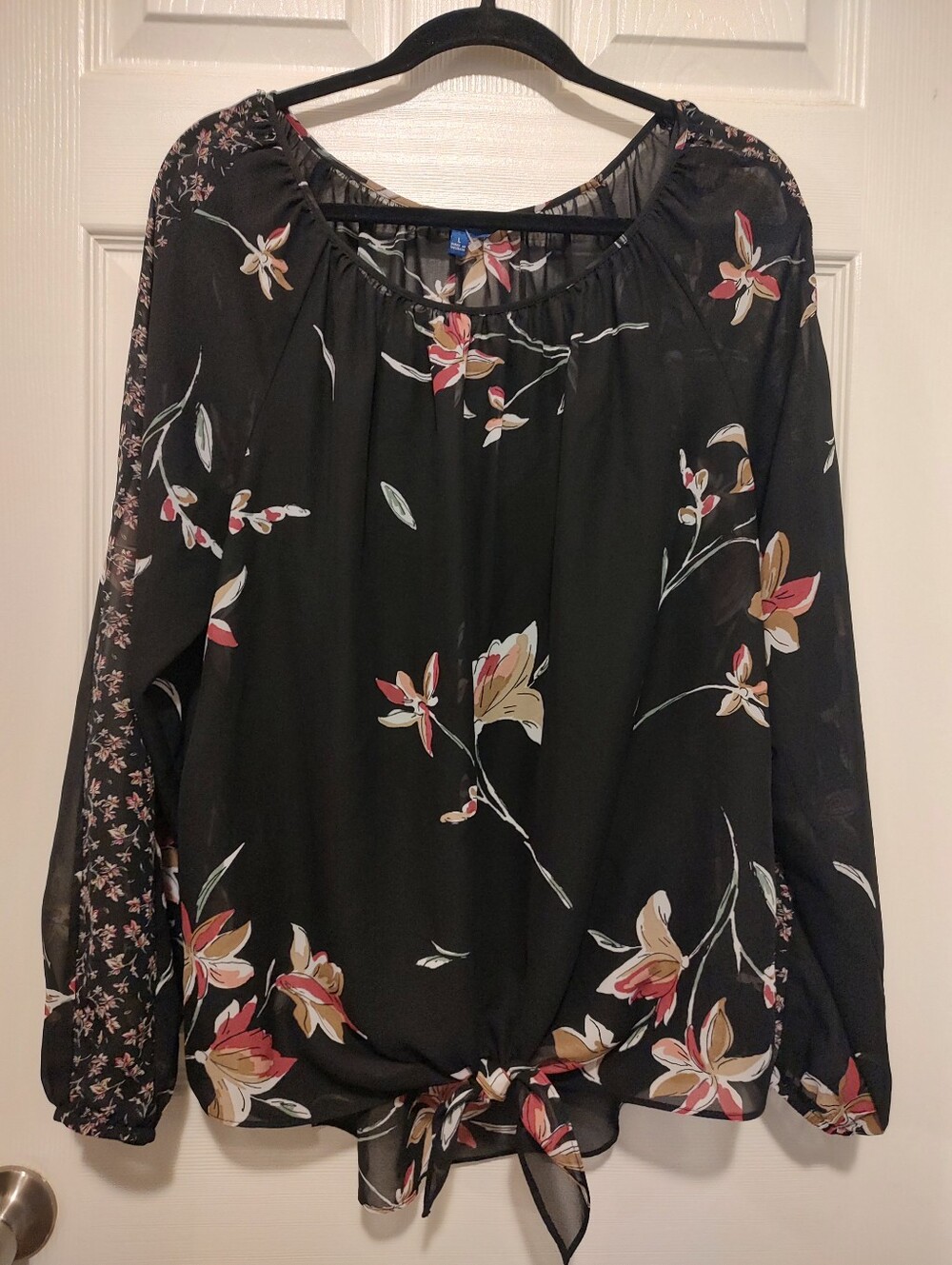 Apt. 9 Black Floral Tie-Front Blouse